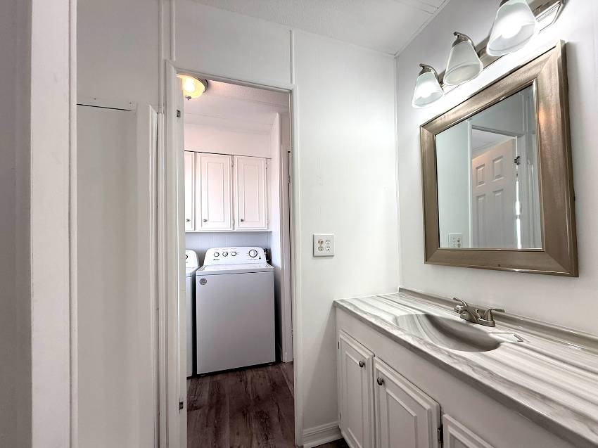 24 Date Ave a Bradenton, FL Mobile or Manufactured Home for Sale